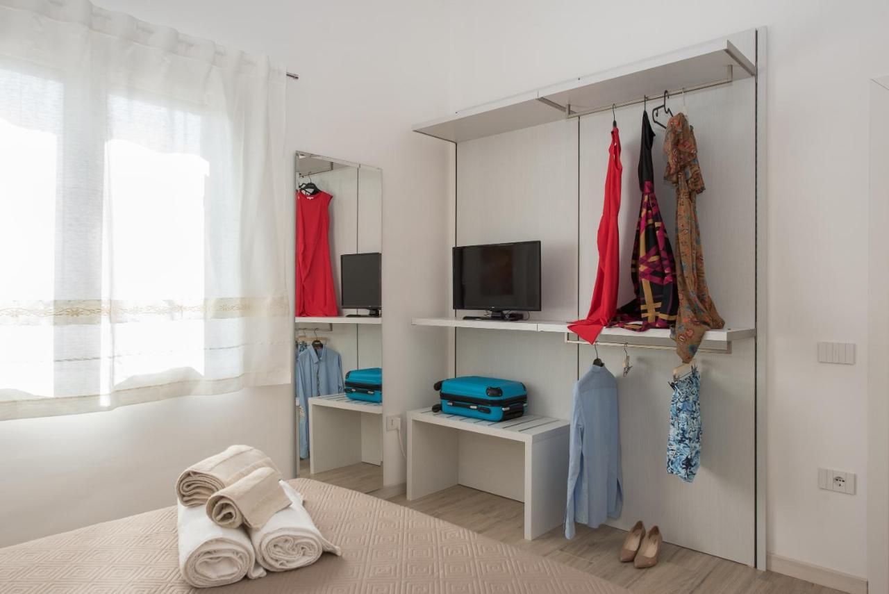Loft Lungomare Vista Mare E Monti Apartment อาร์บาตักซ์ ภายนอก รูปภาพ