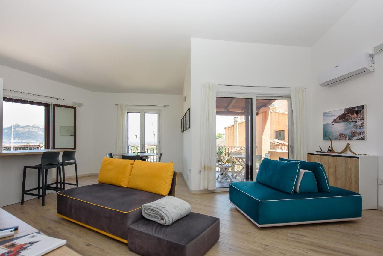 Loft Lungomare Vista Mare E Monti Apartment อาร์บาตักซ์ ภายนอก รูปภาพ