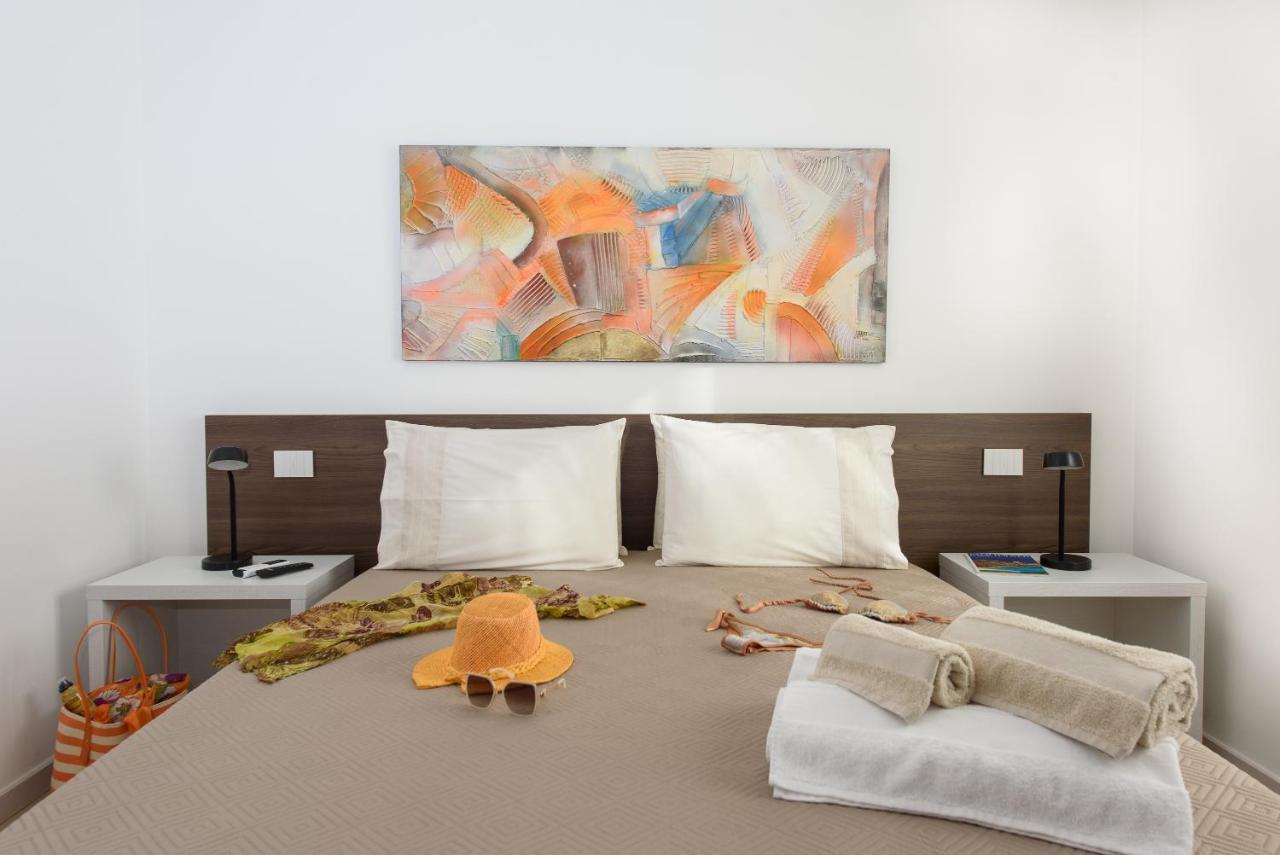 Loft Lungomare Vista Mare E Monti Apartment อาร์บาตักซ์ ภายนอก รูปภาพ