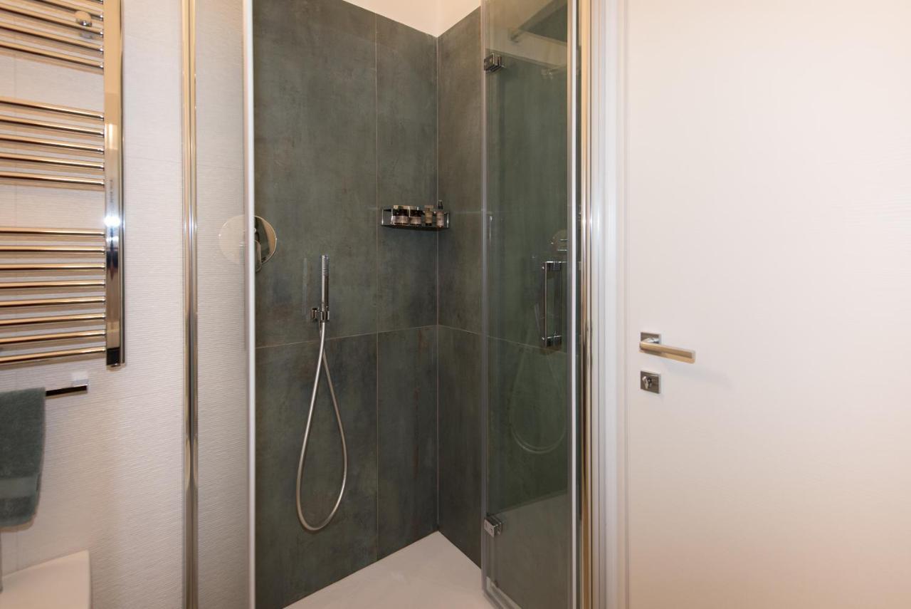 Loft Lungomare Vista Mare E Monti Apartment อาร์บาตักซ์ ภายนอก รูปภาพ