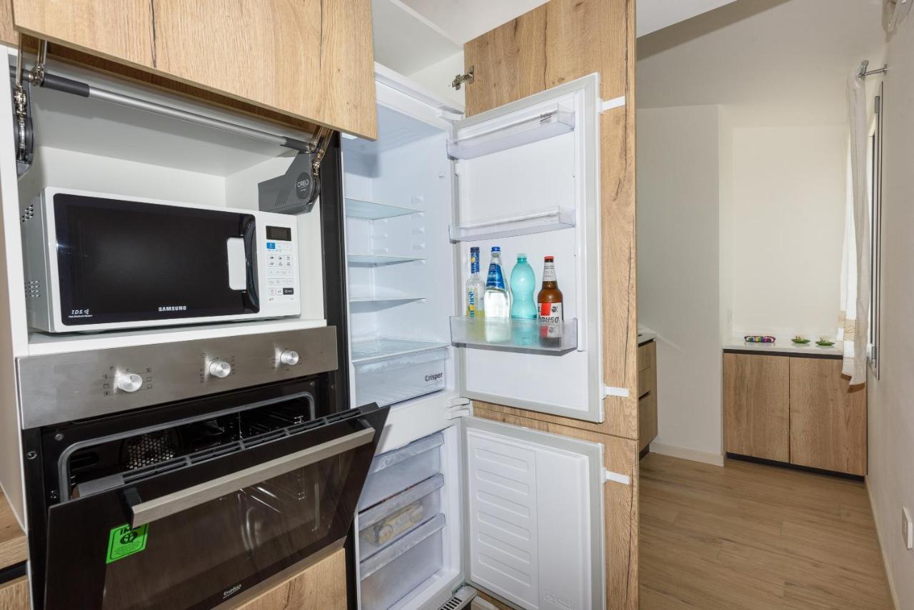 Loft Lungomare Vista Mare E Monti Apartment อาร์บาตักซ์ ภายนอก รูปภาพ
