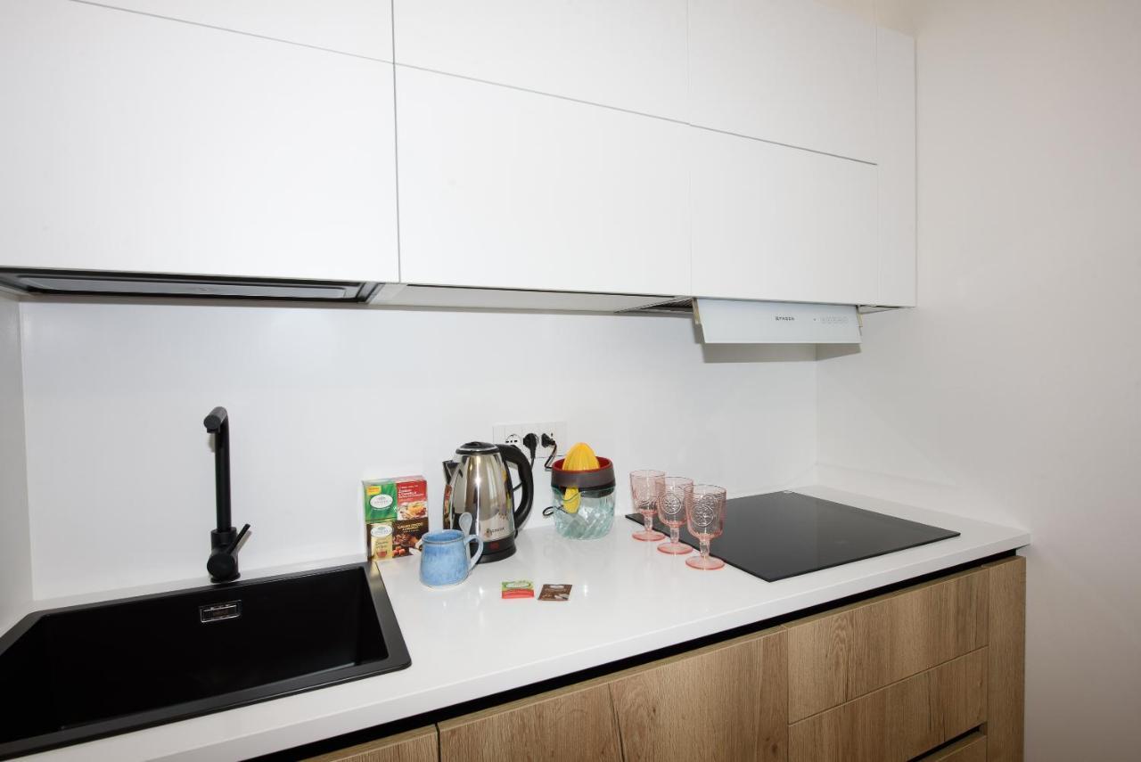 Loft Lungomare Vista Mare E Monti Apartment อาร์บาตักซ์ ภายนอก รูปภาพ